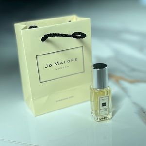 Jo Malone Honeysuckle and Davana cologne BRAND NEW TRAVEL SIZE